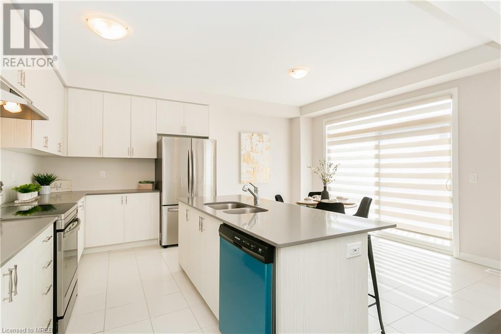 421 Robert Woolner Street, Ayr, Ontario  N0B 1E0 - Photo 17 - 40569861