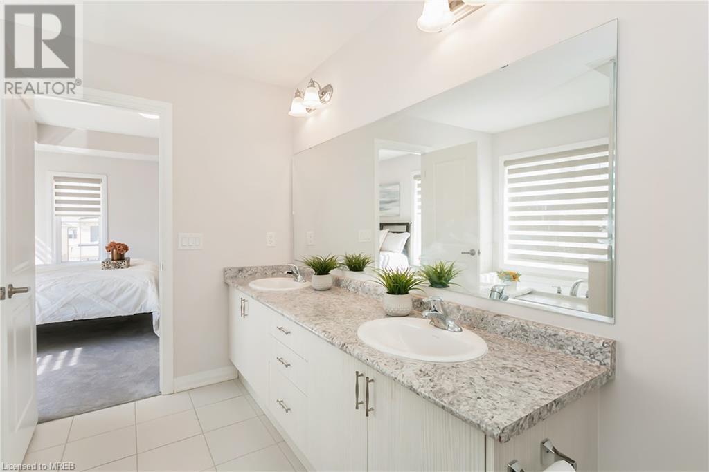 421 Robert Woolner Street, Ayr, Ontario  N0B 1E0 - Photo 30 - 40569861