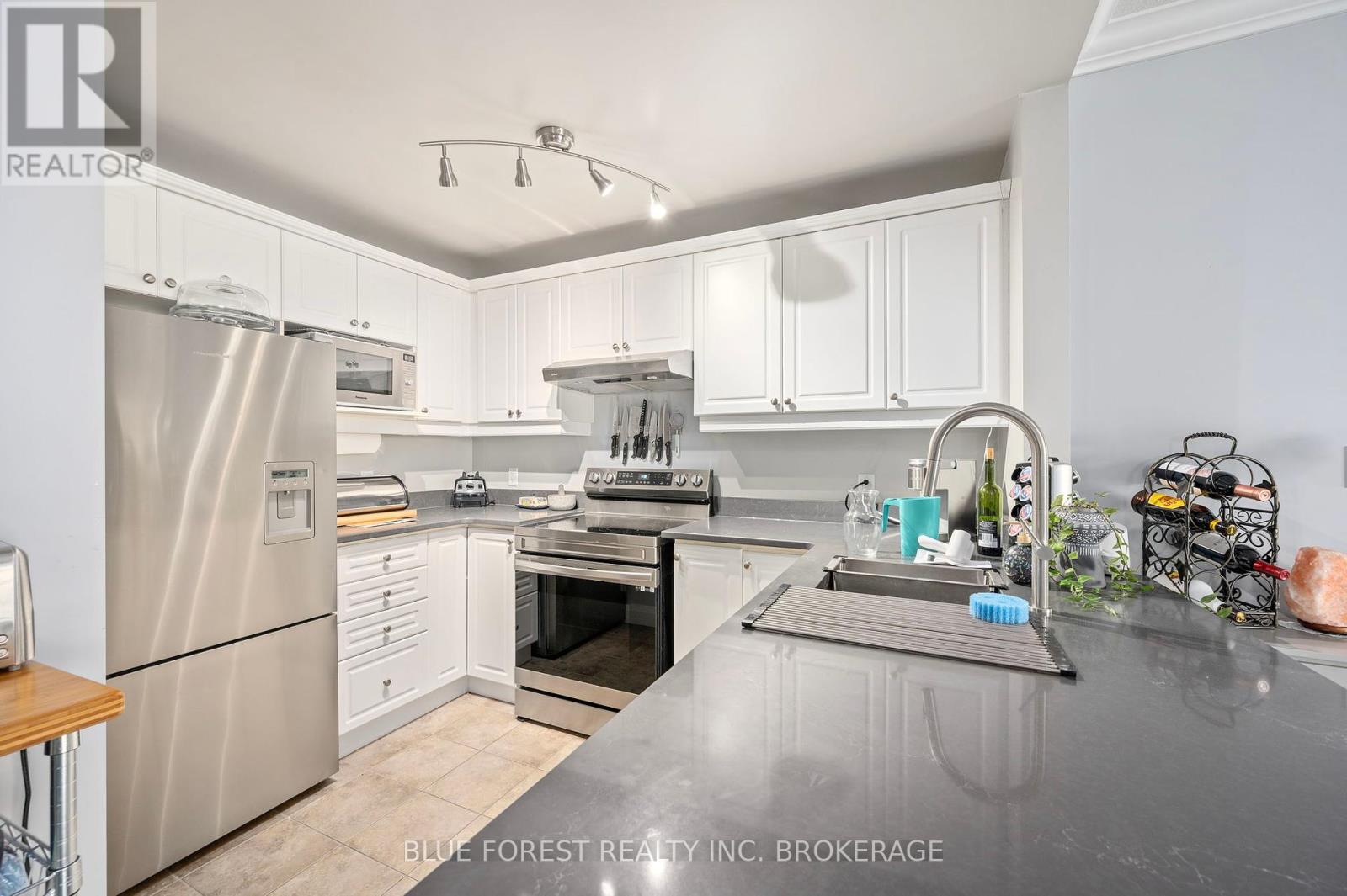 #903 -544 Talbot St, London, Ontario  N6A 0A8 - Photo 5 - X8223256