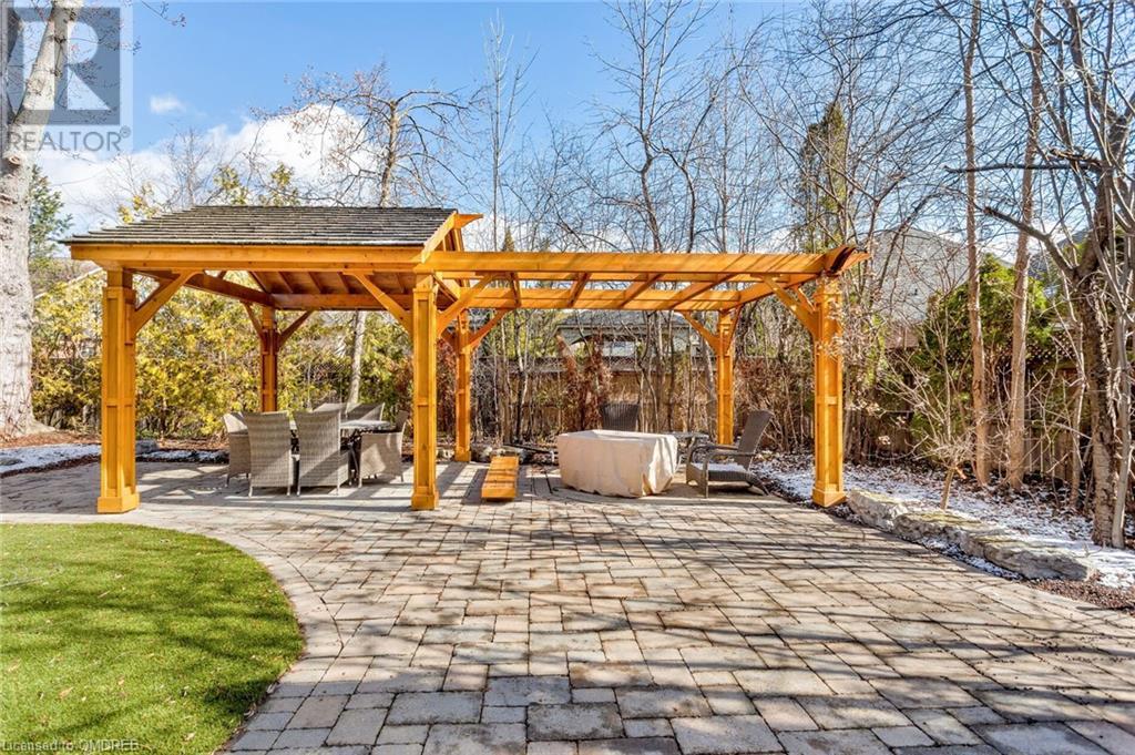 2431 Old Carriage Road, Mississauga, Ontario  L5C 1Y6 - Photo 17 - 40569618