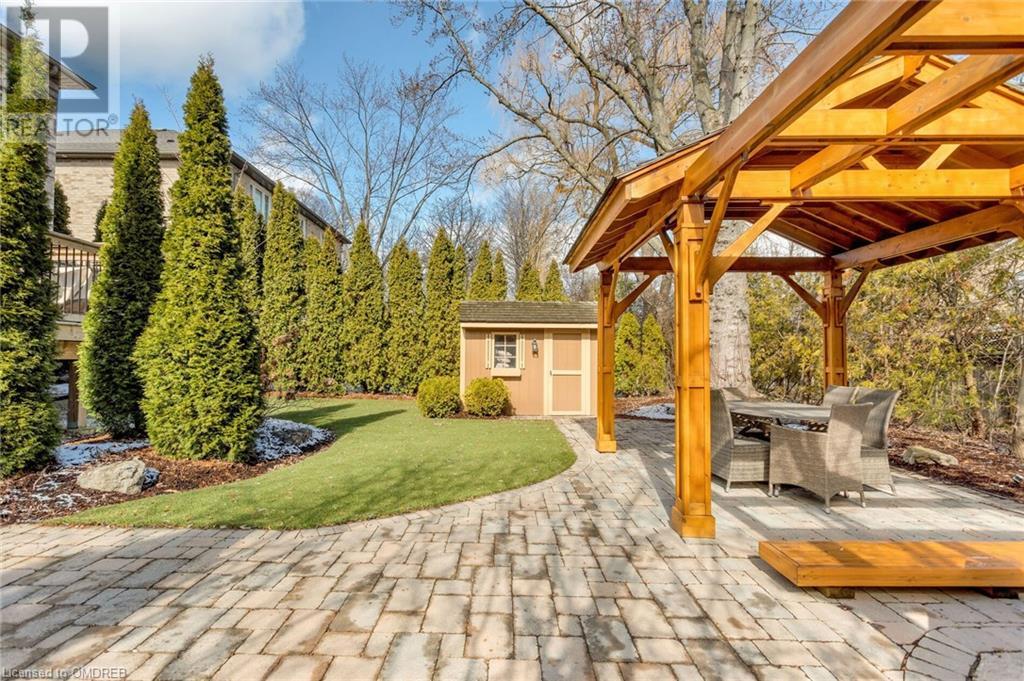 2431 Old Carriage Road, Mississauga, Ontario  L5C 1Y6 - Photo 18 - 40569618