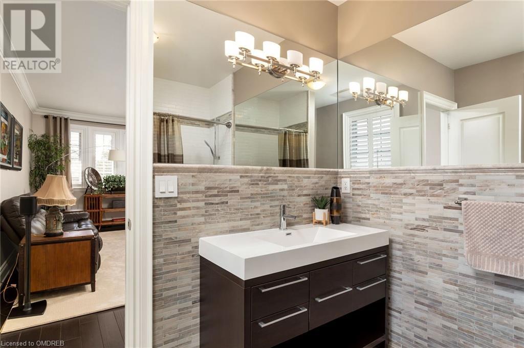 2431 Old Carriage Road, Mississauga, Ontario  L5C 1Y6 - Photo 27 - 40569618