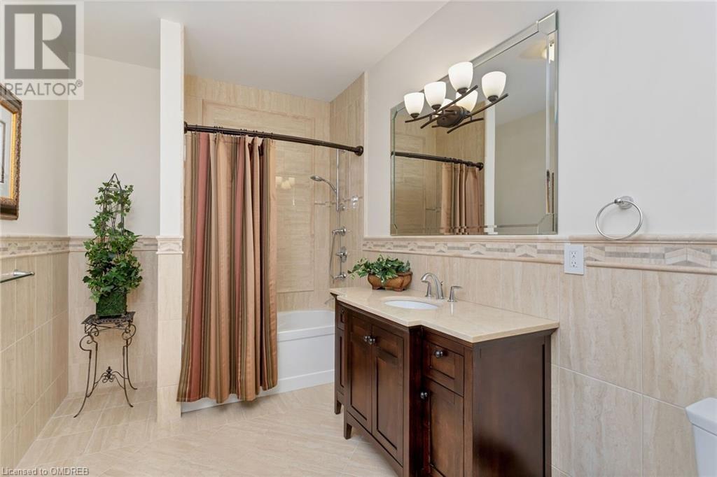 2431 Old Carriage Road, Mississauga, Ontario  L5C 1Y6 - Photo 32 - 40569618