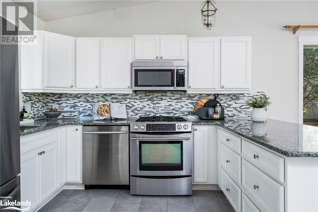 14 Dawson Drive Unit# 417, Collingwood, Ontario  L9Y 5B4 - Photo 11 - 40569028