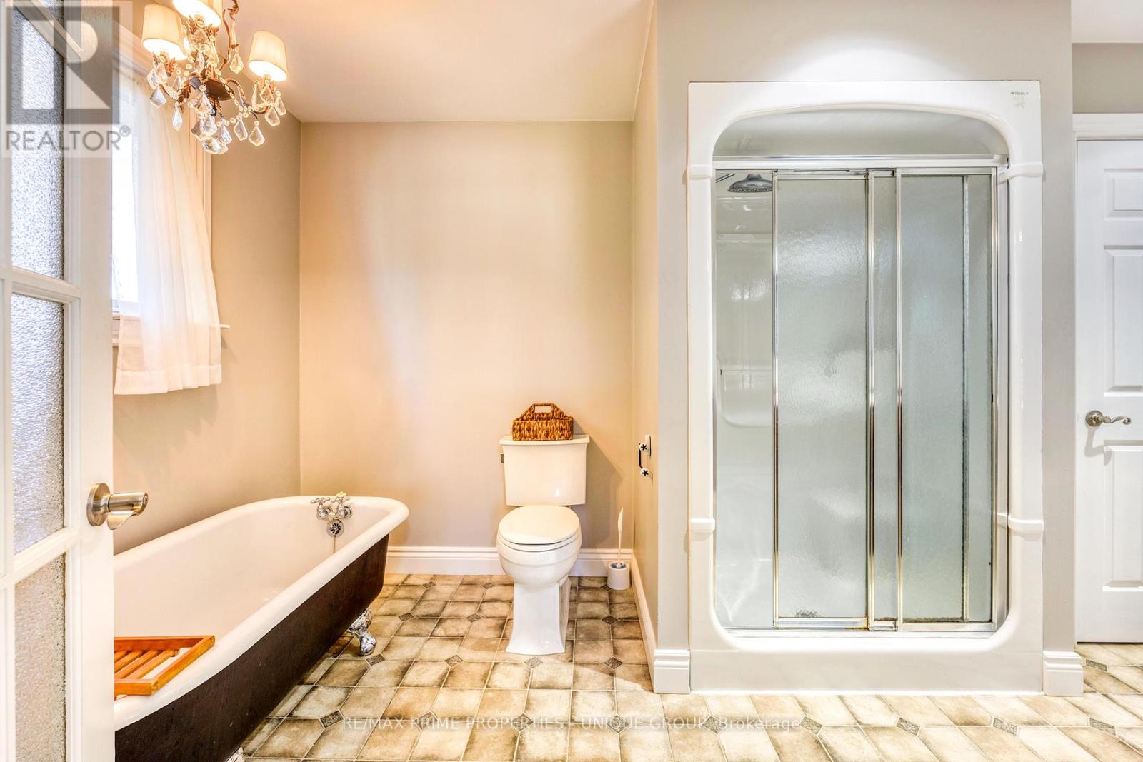 2693 John St, Sarnia, Ontario  N0N 1C0 - Photo 26 - X8223442