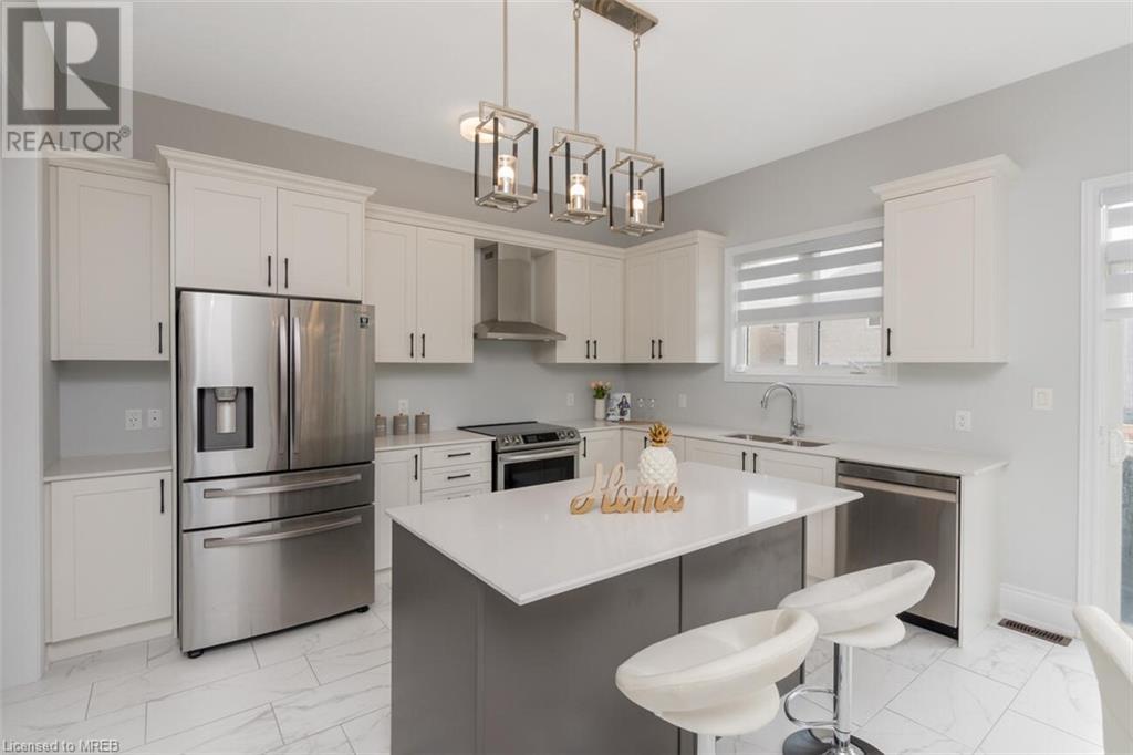 22 Arthur Griffin Crescent, Caledon East, Ontario  L7C 4G1 - Photo 3 - 40569172