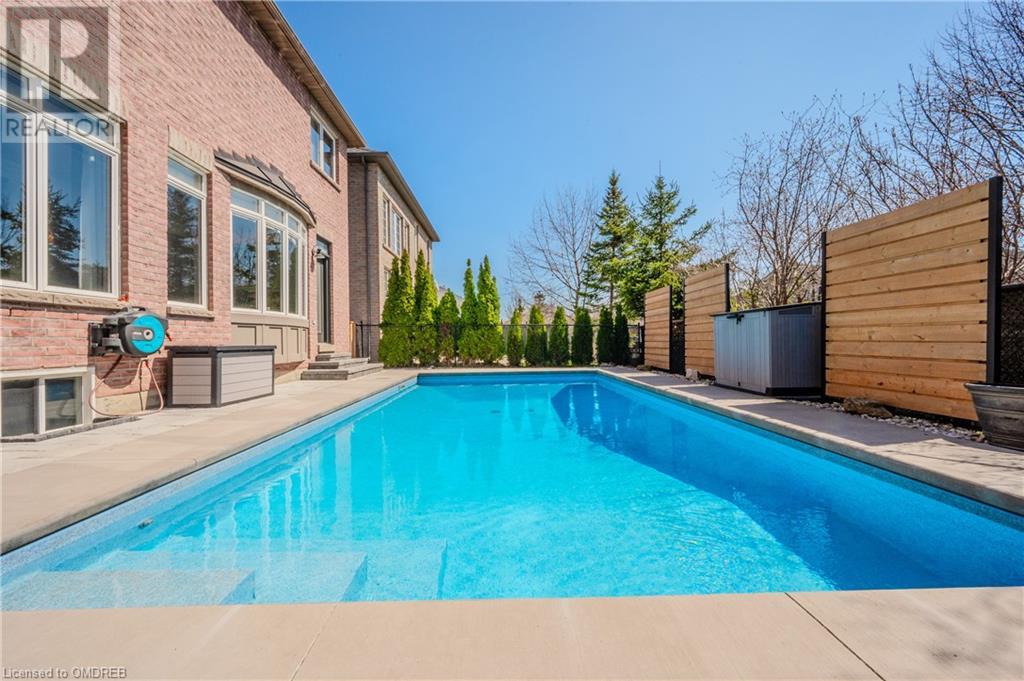 2156 Colonel William Parkway, Oakville, Ontario  L6M 0B8 - Photo 30 - 40565356