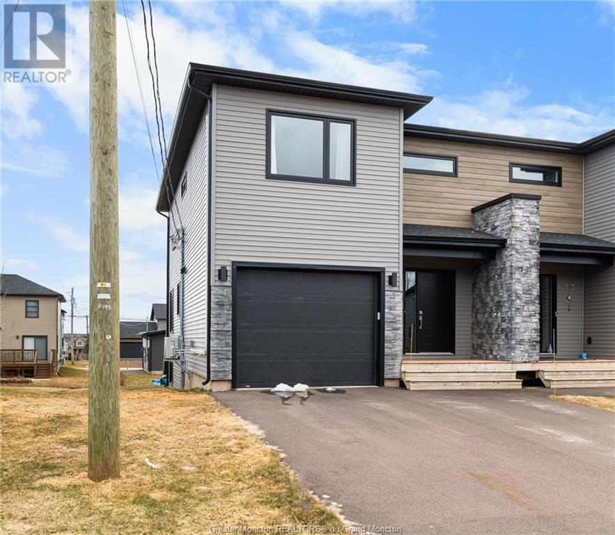 195 Francfort, Moncton, New Brunswick  E1G 5W7 - Photo 1 - M158579