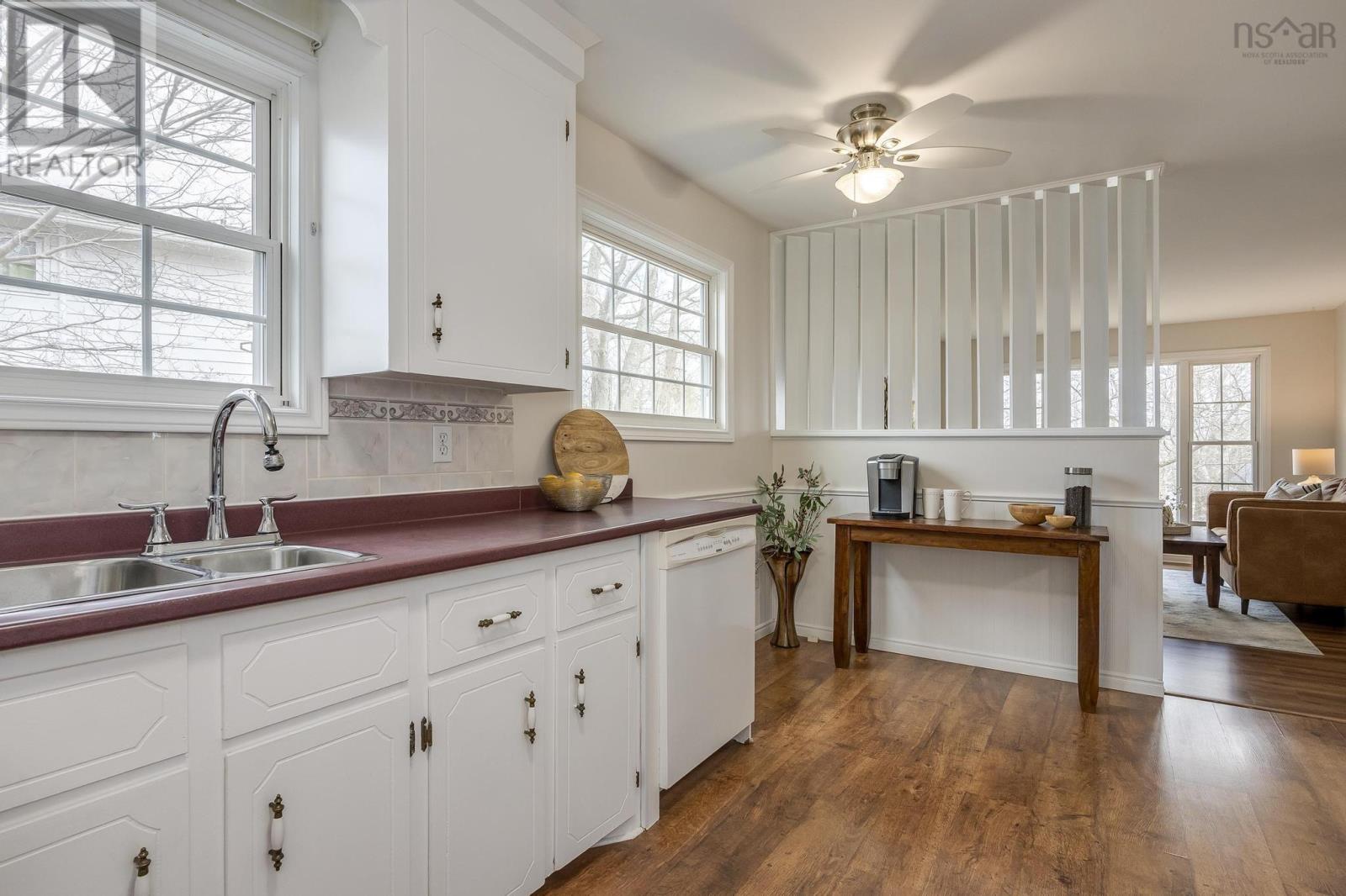 14 Kipling Drive, Lower Sackville, Nova Scotia  B4C 2X9 - Photo 6 - 202406797