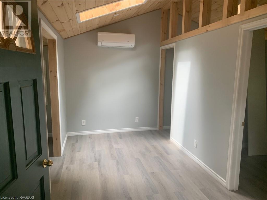 13 4th Avenue, South Bruce Peninsula, Ontario  N0H 2T0 - Photo 30 - 40555112