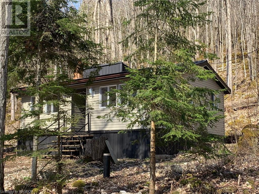 13 4th Avenue, South Bruce Peninsula, Ontario  N0H 2T0 - Photo 2 - 40555112