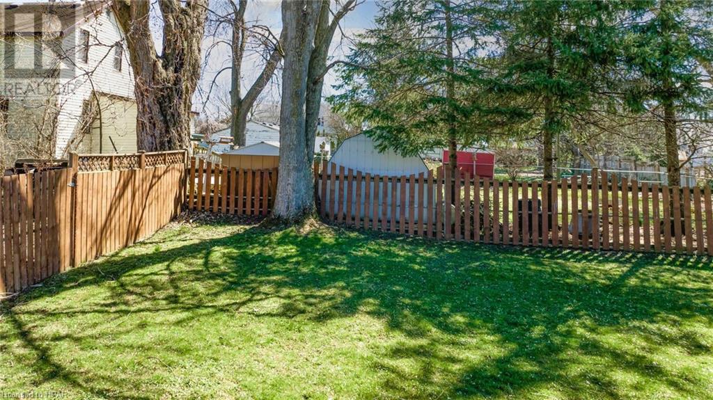 3987 Perth Rd 180 Road, Dublin, Ontario  N0K 1E0 - Photo 7 - 40569071