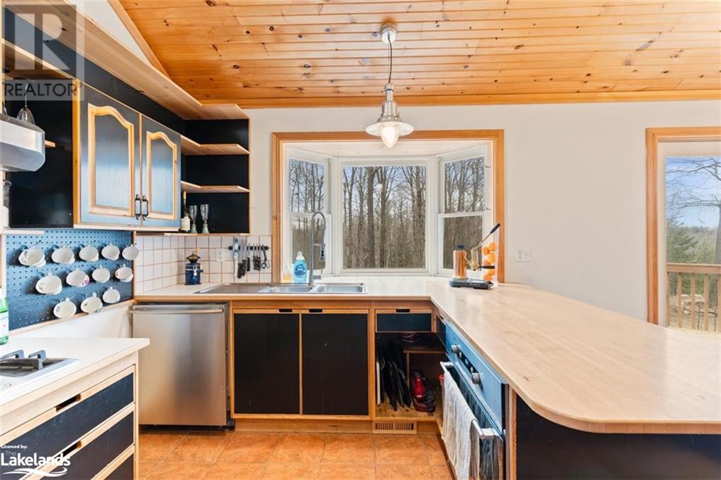 1081 Leafy Branch Lane, Minden, Ontario  K0M 2L1 - Photo 6 - 40557045