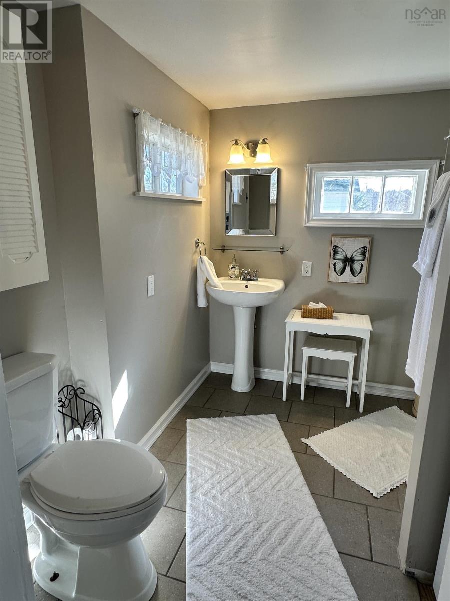 136 Payzant Street, Liverpool, Nova Scotia  B0T 1K0 - Photo 11 - 202406820
