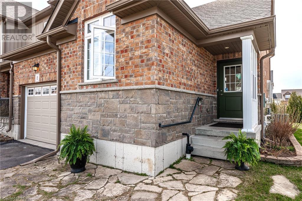2 Davidson Drive, Stratford, Ontario  N5A 0C6 - Photo 2 - 40566487