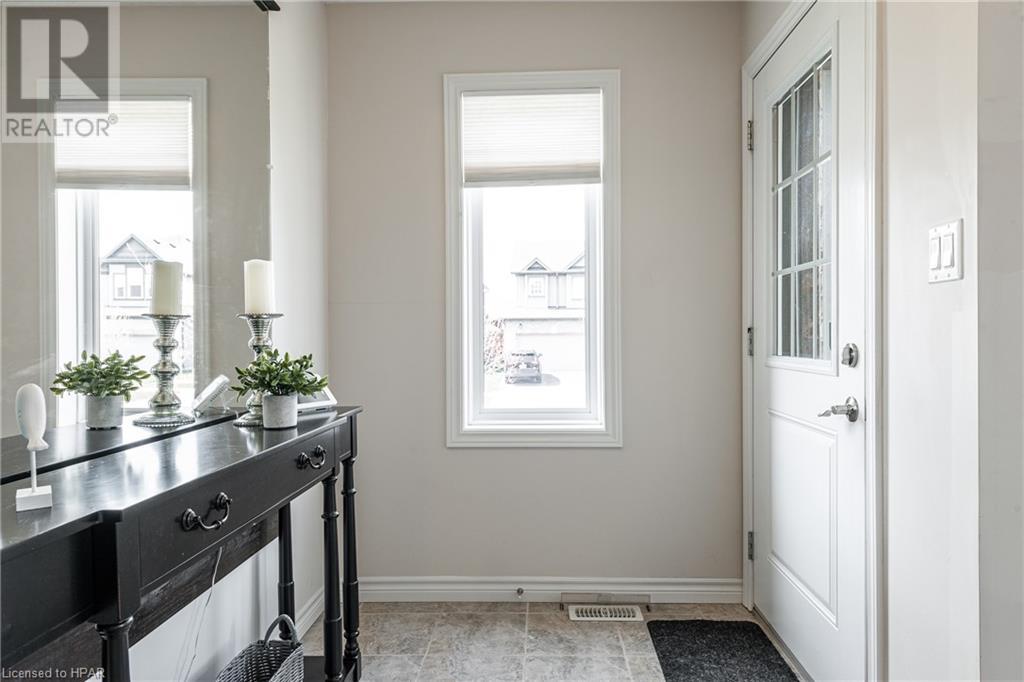 2 Davidson Drive, Stratford, Ontario  N5A 0C6 - Photo 3 - 40566487
