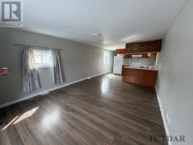 58 Notre Dame St, Timmins, Ontario  P4R 0E1 - Photo 4 - TM240666