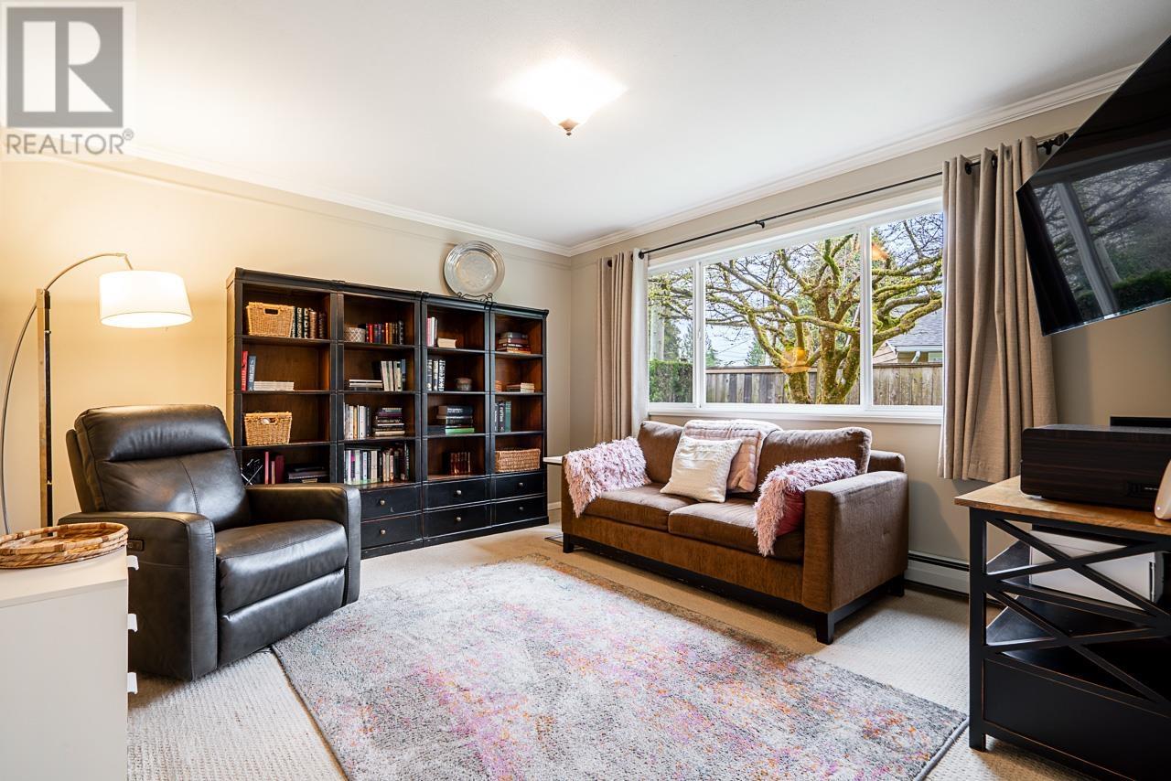 655 St. Ives Crescent, North Vancouver, British Columbia  V7N 2X4 - Photo 13 - R2869480