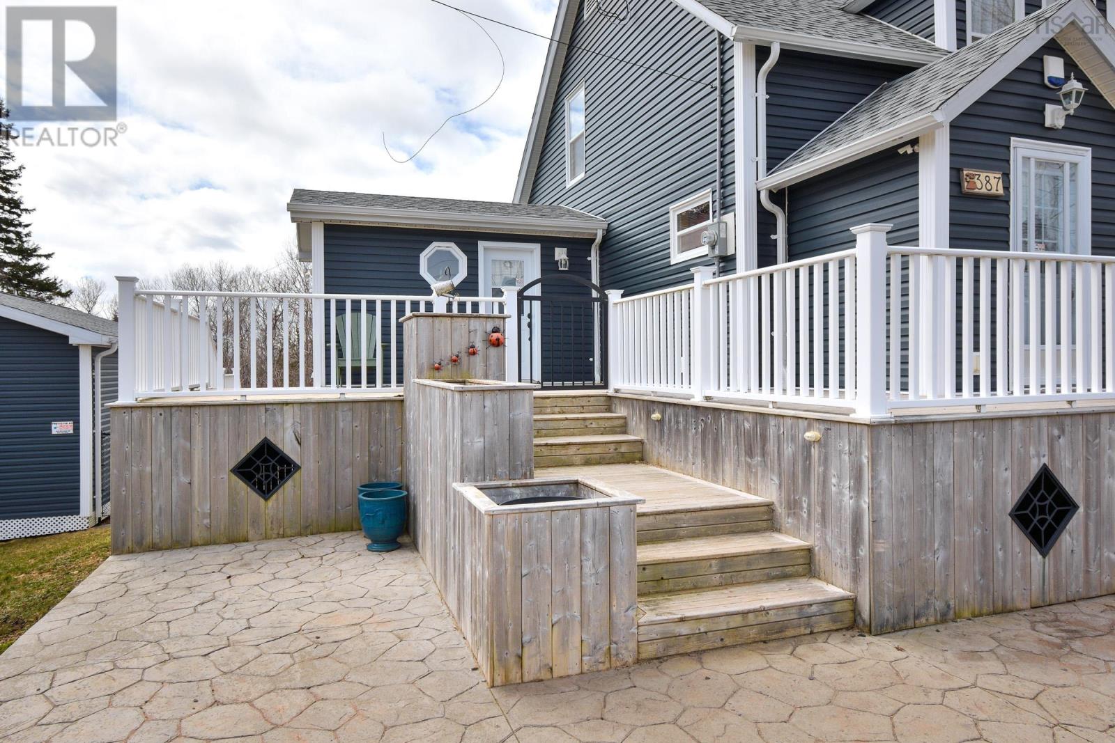 387 Rudderham Road, Point Edward, Nova Scotia  B2A 4V6 - Photo 3 - 202406787