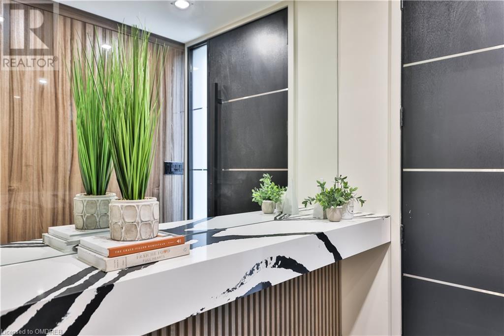 55 West 22nd Street, Hamilton, Ontario  L9C 4N5 - Photo 5 - 40569980