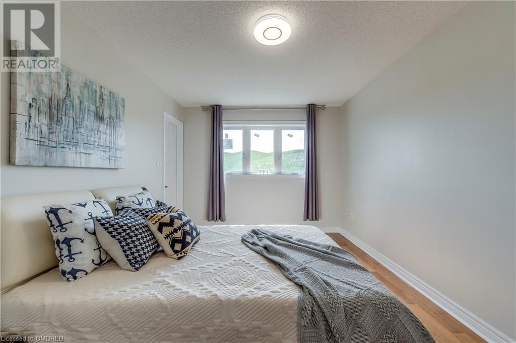 1038 Windbrook Grove, Mississauga, Ontario  L5V 2N7 - Photo 25 - 40569573