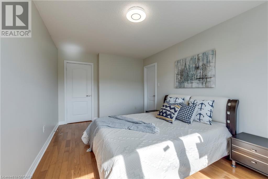 1038 Windbrook Grove, Mississauga, Ontario  L5V 2N7 - Photo 26 - 40569573