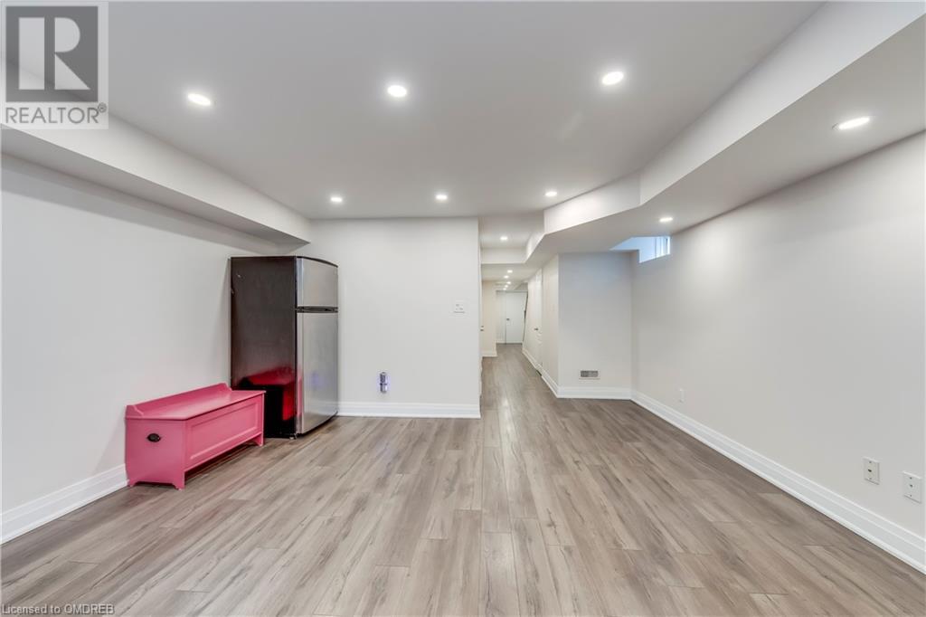 1038 Windbrook Grove, Mississauga, Ontario  L5V 2N7 - Photo 36 - 40569573