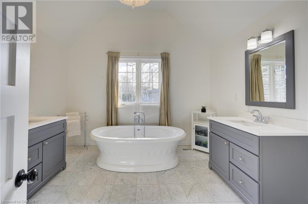 489 Rebecca Street, Oakville, Ontario  L6K 1K8 - Photo 30 - 40567661