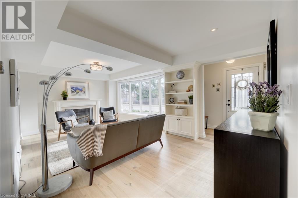 489 Rebecca Street, Oakville, Ontario  L6K 1K8 - Photo 6 - 40567661