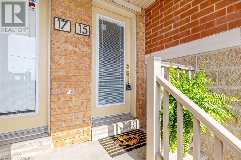 3985 W Eglinton Avenue W Unit# 15, Mississauga, Ontario  L5M 0E8 - Photo 3 - 40564392