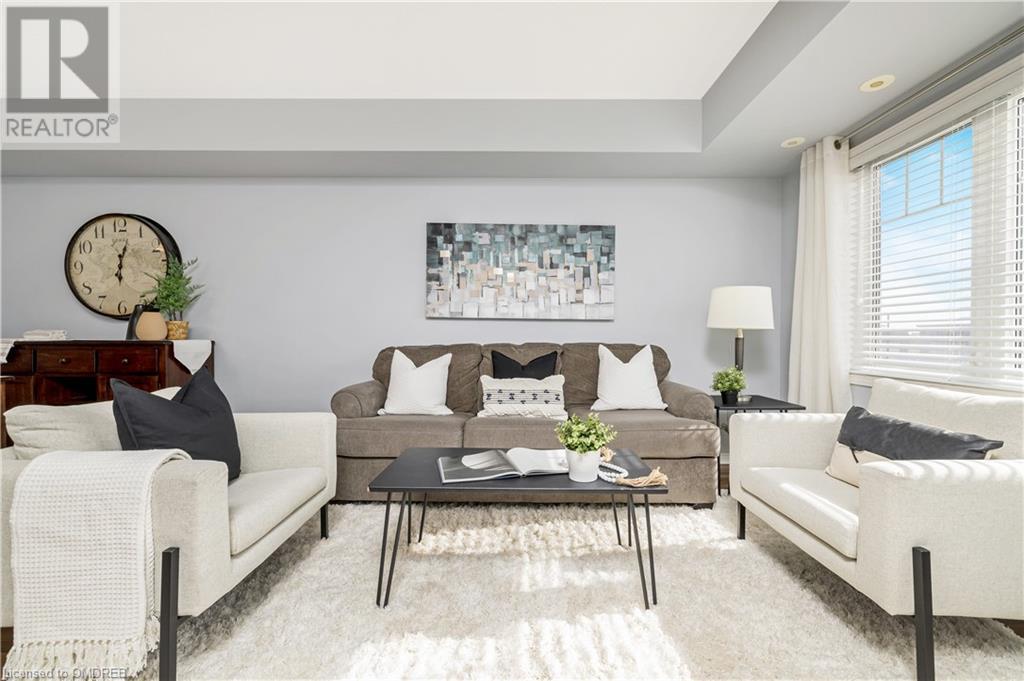 3985 W Eglinton Avenue W Unit# 15, Mississauga, Ontario  L5M 0E8 - Photo 9 - 40564392