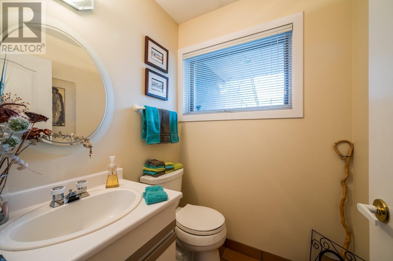 604 Stansfield Road, Kamloops, British Columbia   - Photo 40 - 177705