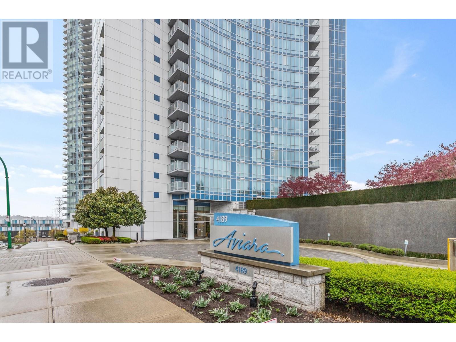 501 4189 Halifax Street, Burnaby, British Columbia  V5C 0H9 - Photo 1 - R2869492