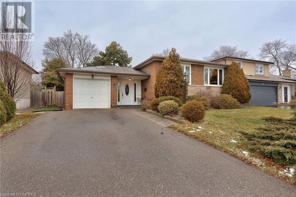 9 Miller Road, Oakville, Ontario  L6H 1J5 - Photo 1 - 40562025