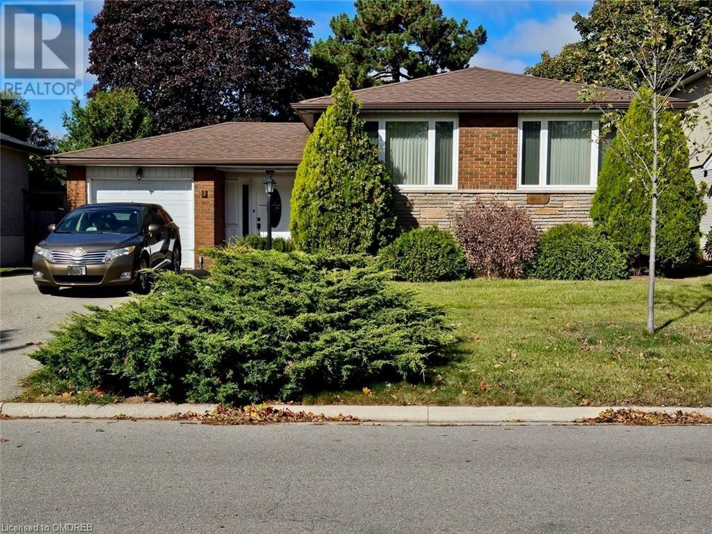 9 Miller Road, Oakville, Ontario  L6H 1J5 - Photo 3 - 40562025