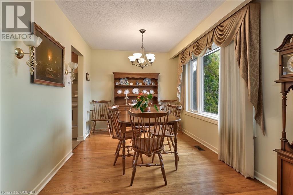 9 Miller Road, Oakville, Ontario  L6H 1J5 - Photo 9 - 40562025