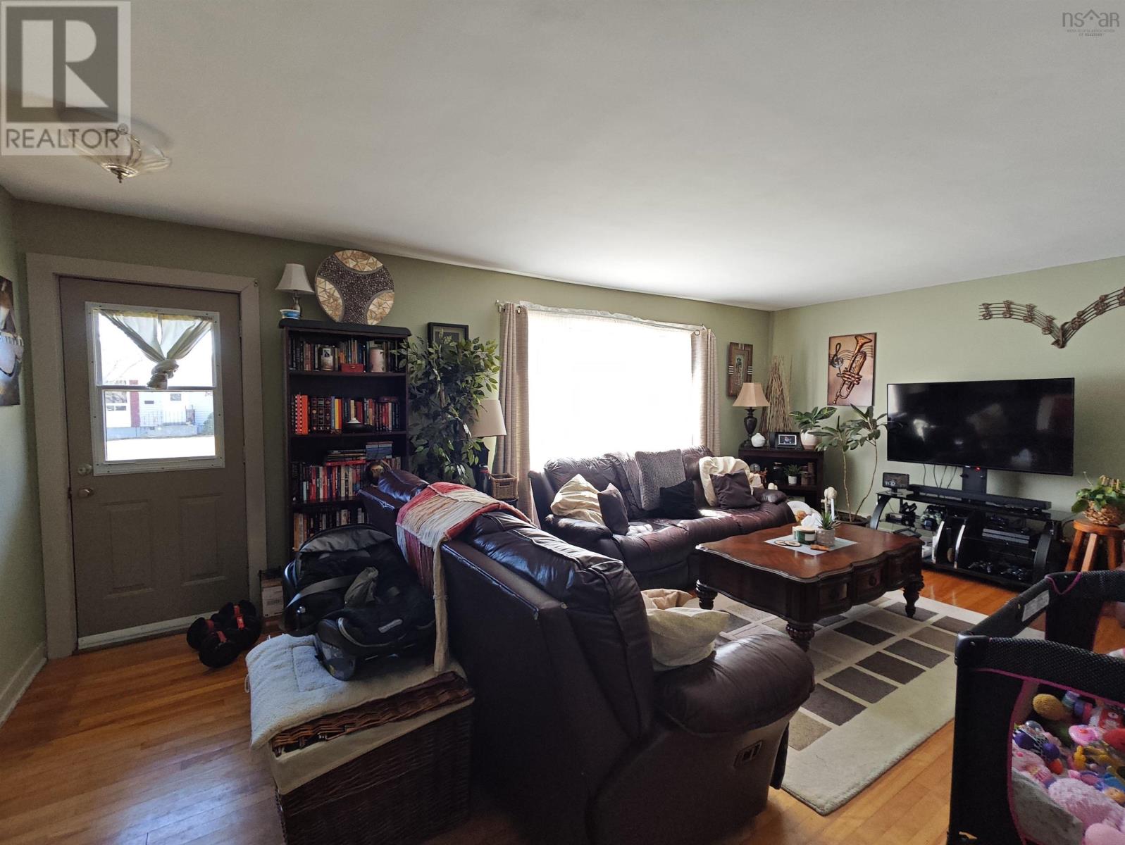 16 & 20 Waldo Street, Kentville, Nova Scotia  B4N 1X7 - Photo 2 - 202406841