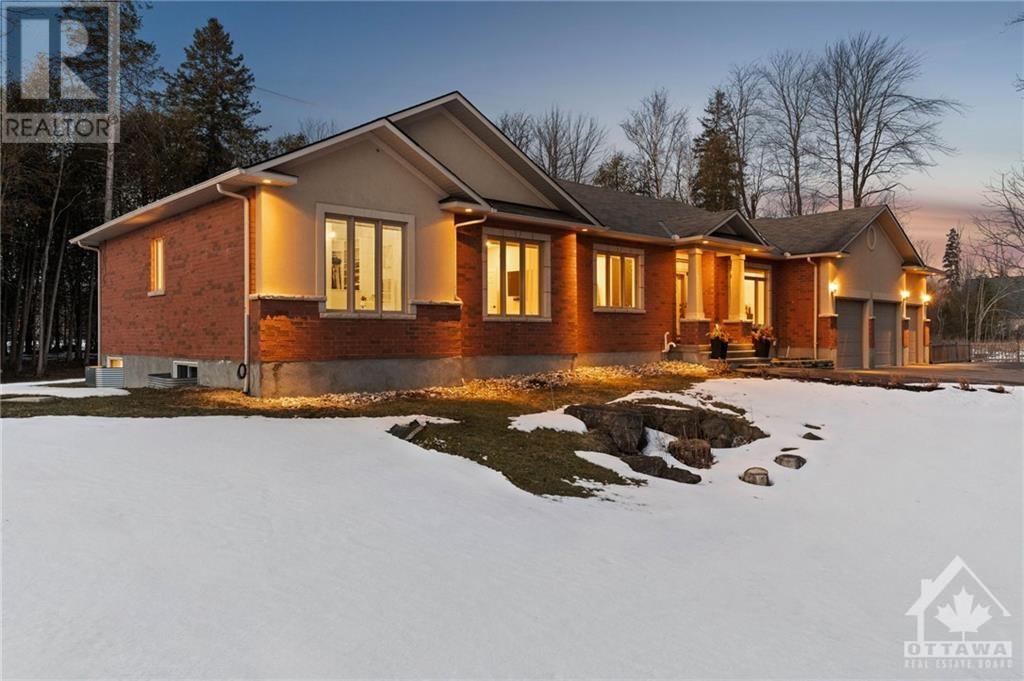 1108 Meadowshire Way, Rideau Forest, Manotick 2