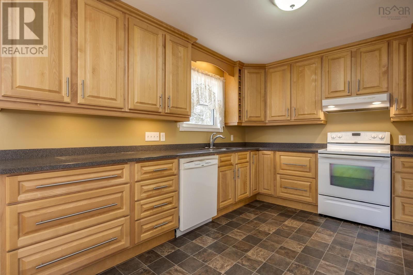 93 Aspen Crescent, Lower Sackville, Nova Scotia  B4C 1C9 - Photo 10 - 202406847