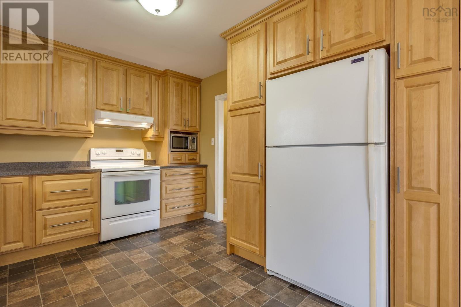 93 Aspen Crescent, Lower Sackville, Nova Scotia  B4C 1C9 - Photo 11 - 202406847