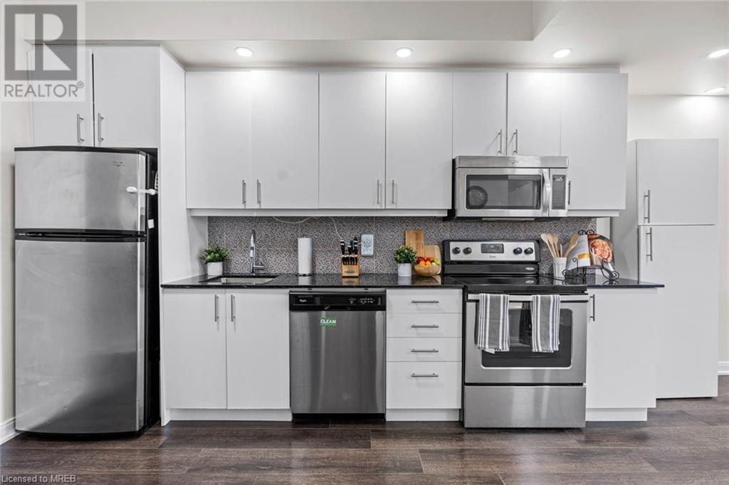 760 The Queensway Unit# 404, Etobicoke, Ontario  M8Z 0E1 - Photo 5 - 40546151