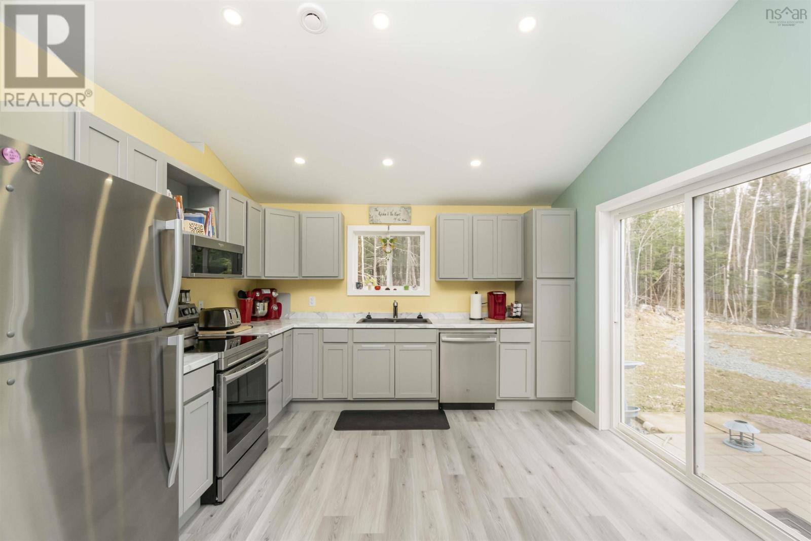 160/162 Kinsac Road, Beaver Bank, Nova Scotia  B4G 1C5 - Photo 37 - 202406856