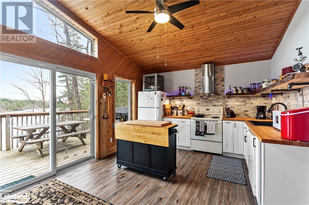 8806 Go Home Lake Shore, Georgian Bay Twp, Ontario  P0C 1H0 - Photo 6 - 40531779