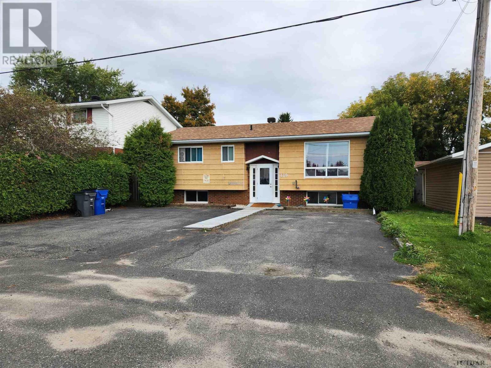 419 Buffam Dr, Temiskaming Shores, Ontario  P0J 1K0 - Photo 1 - TM240669
