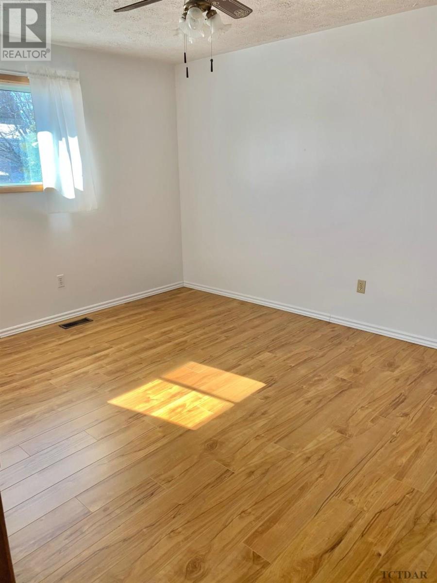 419 Buffam Dr, Temiskaming Shores, Ontario  P0J 1K0 - Photo 10 - TM240670