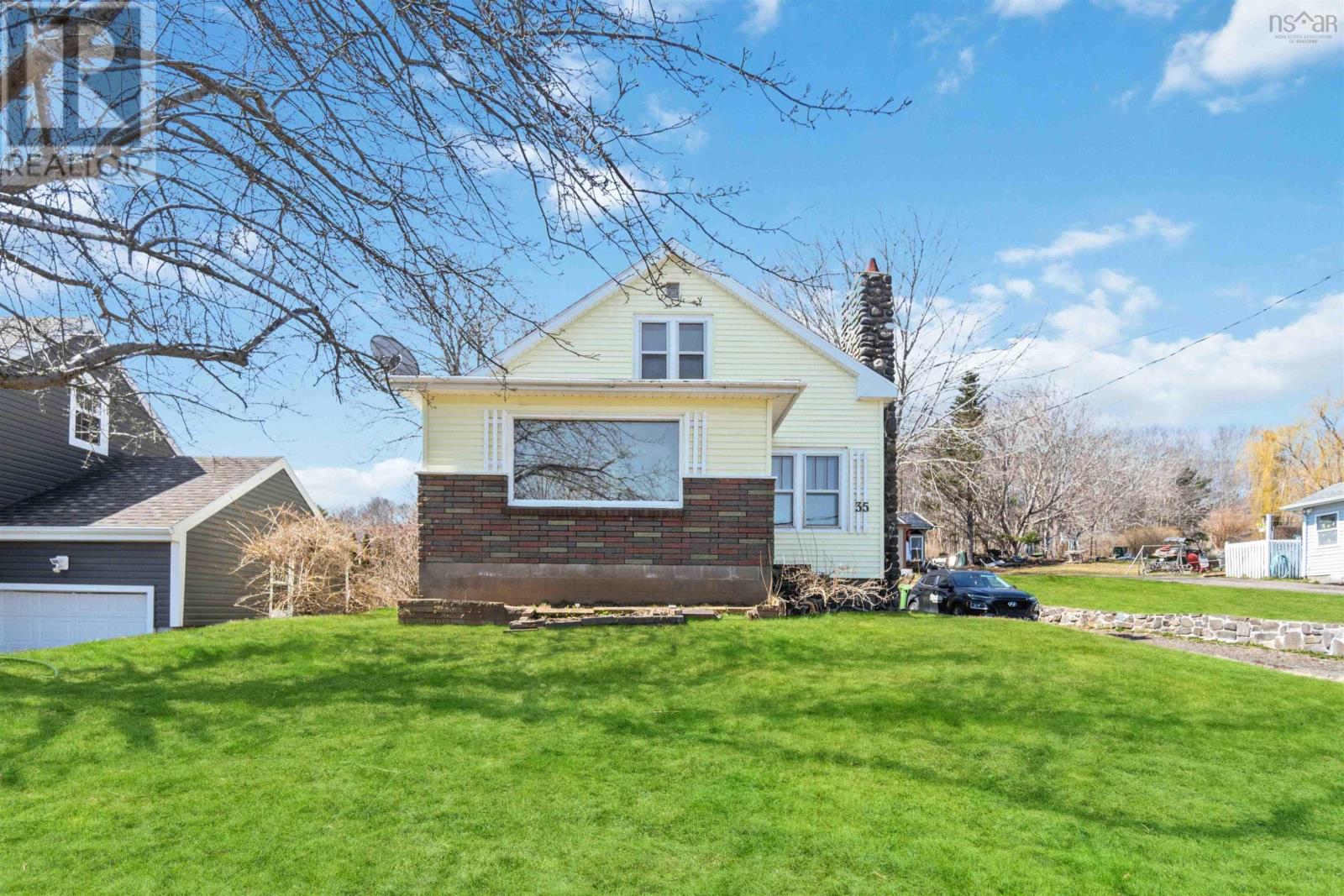 35 Lighthouse Road, Digby, Nova Scotia  B0V 1A0 - Photo 1 - 202406864