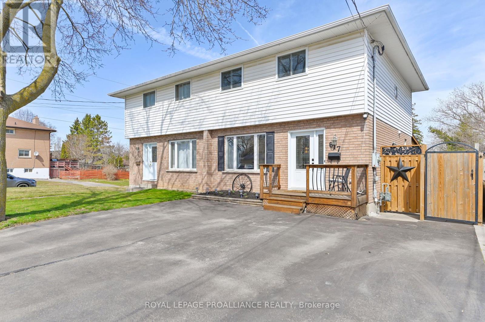 617 Front St, Quinte West, Ontario  K8V 4R6 - Photo 2 - X8224686