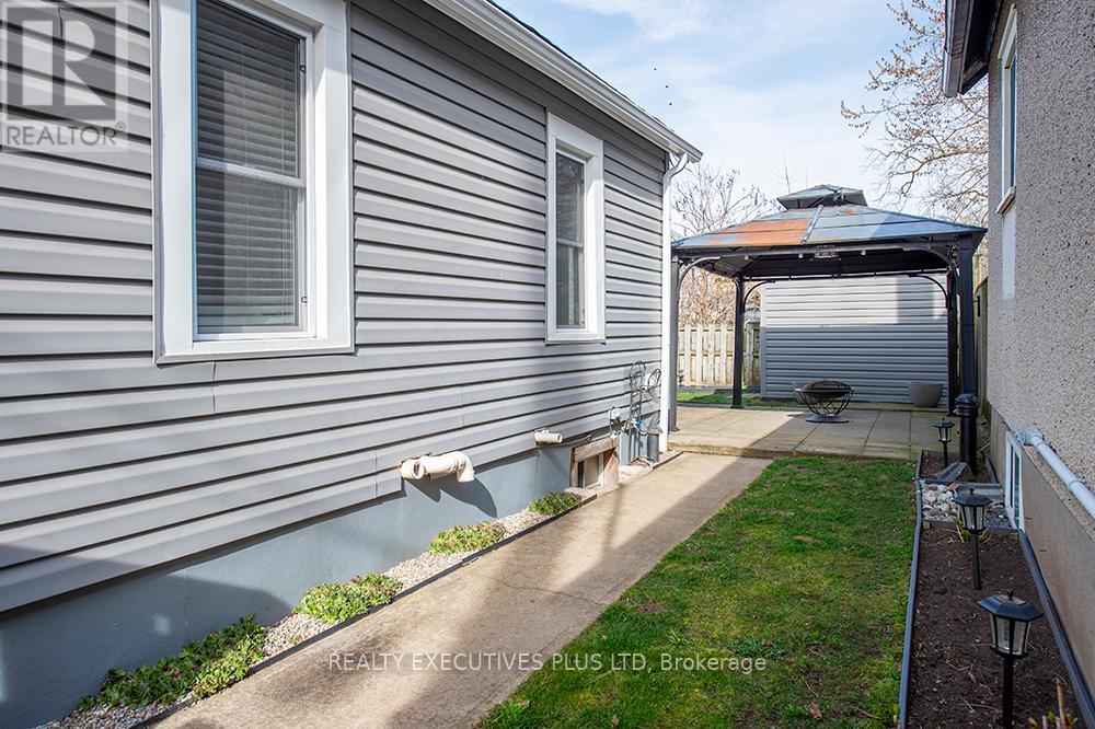 14 Page Street, St. Catharines, Ontario  L2R 4A3 - Photo 24 - X8224782