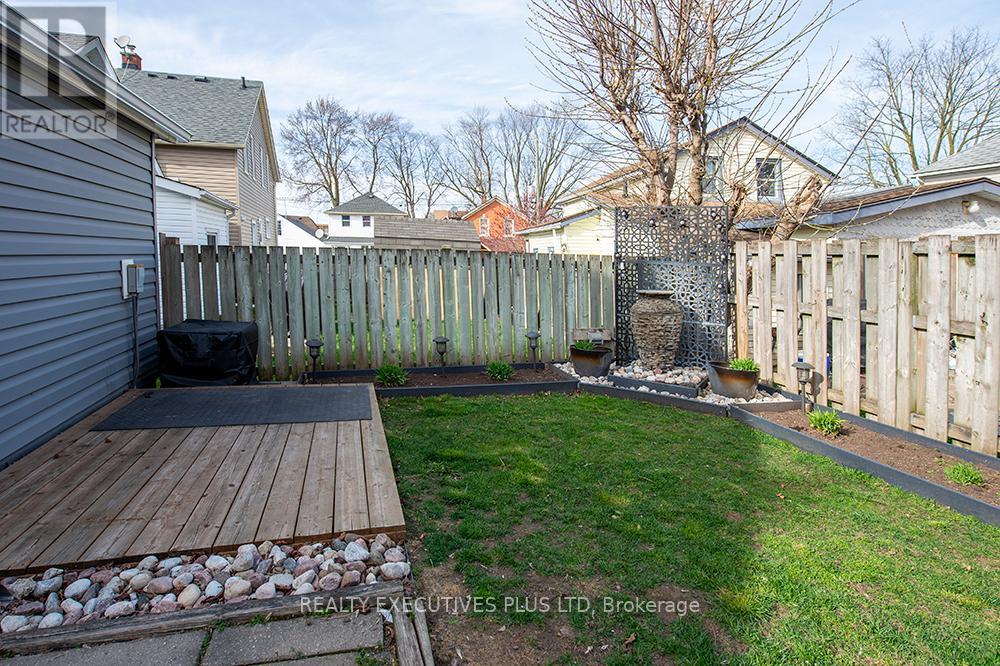 14 Page St, St. Catharines, Ontario  L2R 4A3 - Photo 27 - X8224782