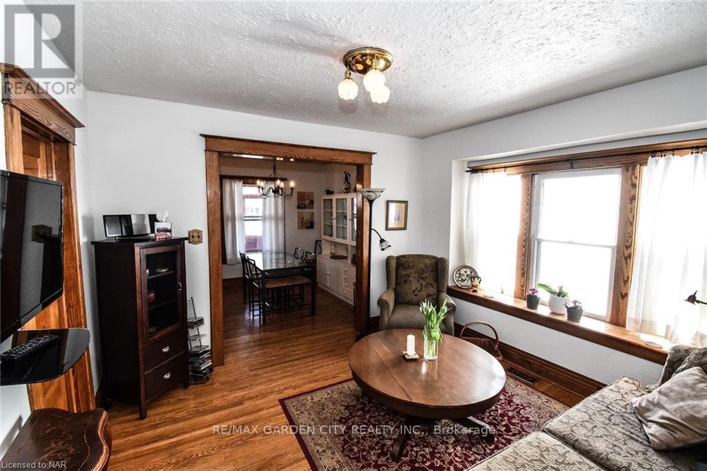 56 Woodland Ave, St. Catharines, Ontario  L2R 5A3 - Photo 20 - X8225012
